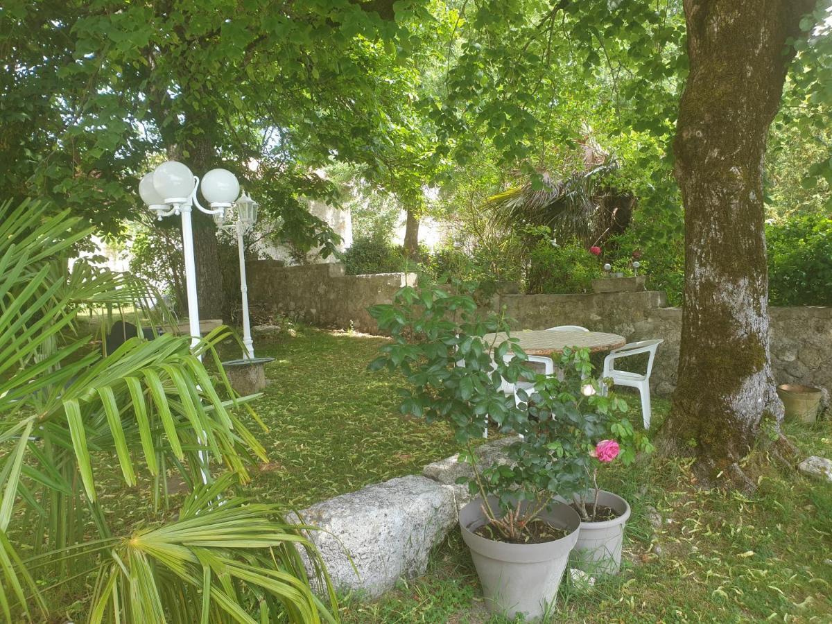 La Boheme Bed & Breakfast Condom Exterior photo